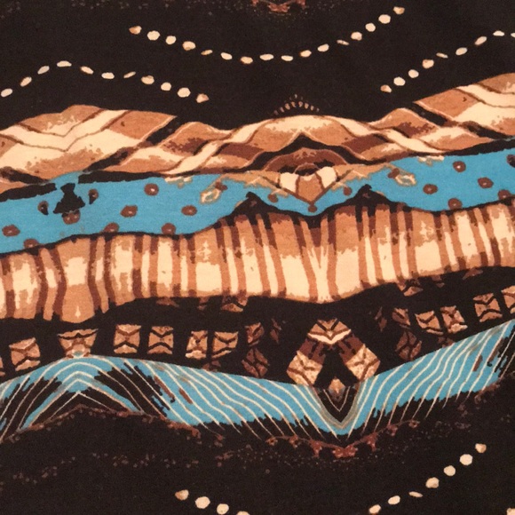 LuLaRoe Irma tunic Size S - Picture 3 of 3